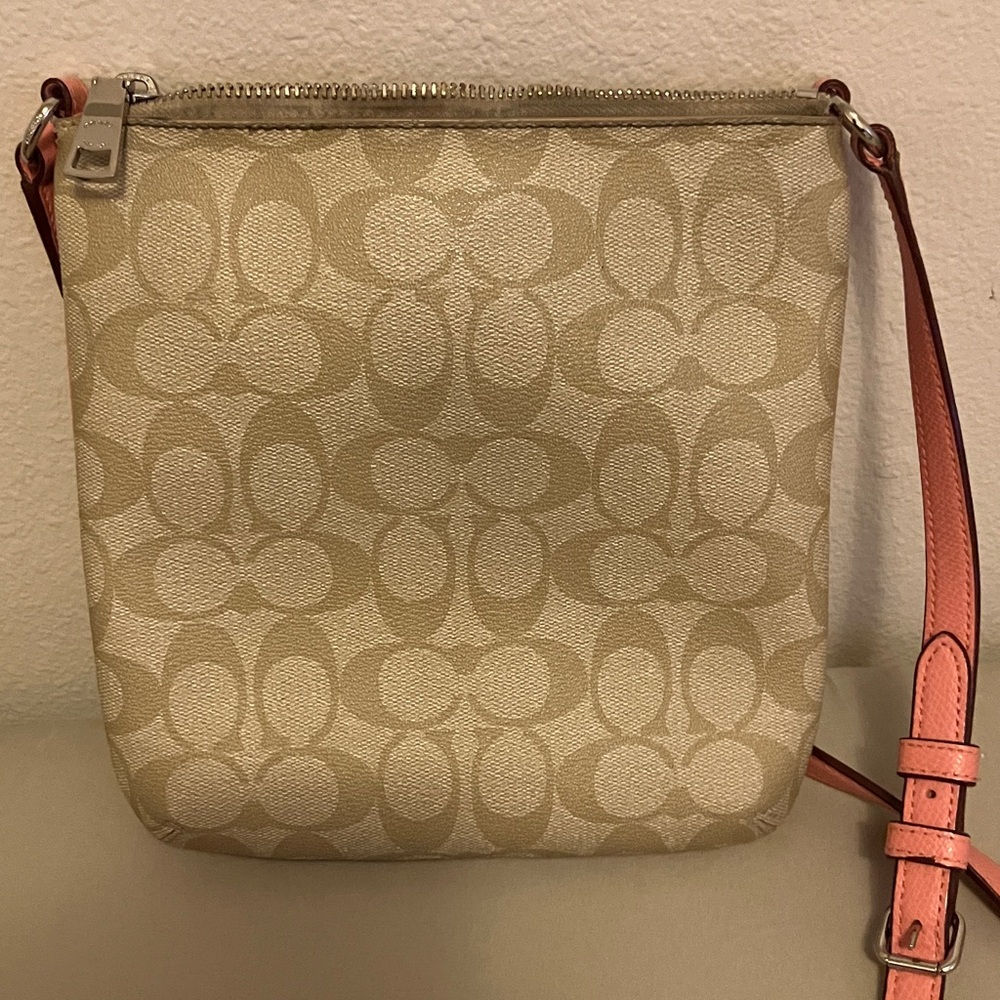 Coach Beige and Pink Crossbody Bag - Picture 8 of 15